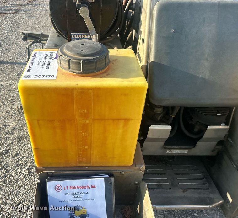 image for item DO7470 LT Rich Z Sprayer  turf sprayer