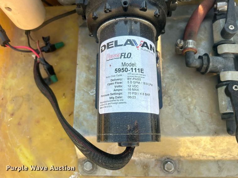 image for item DO7470 LT Rich Z Sprayer  turf sprayer