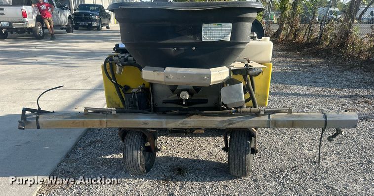 image for item DO7470 LT Rich Z Sprayer  turf sprayer