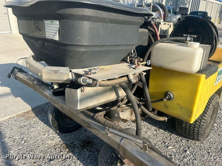 image for item DO7470 LT Rich Z Sprayer  turf sprayer