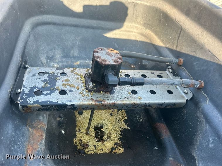 image for item DO7470 LT Rich Z Sprayer  turf sprayer