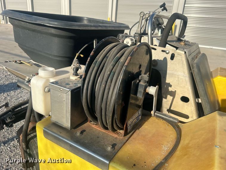 image for item DO7470 LT Rich Z Sprayer  turf sprayer