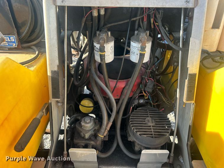 image for item DO7470 LT Rich Z Sprayer  turf sprayer