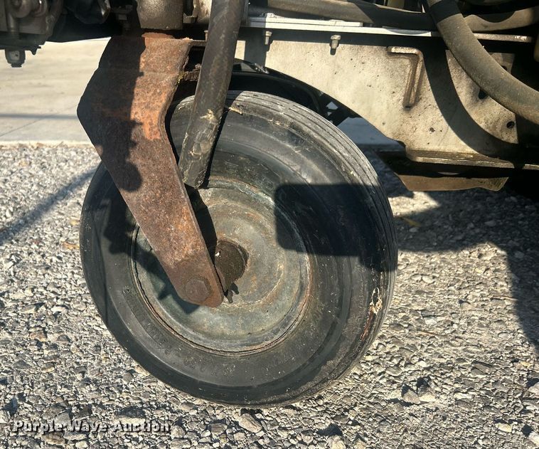 image for item DO7470 LT Rich Z Sprayer  turf sprayer