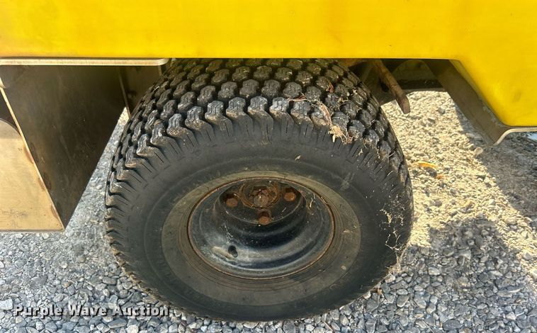 image for item DO7470 LT Rich Z Sprayer  turf sprayer