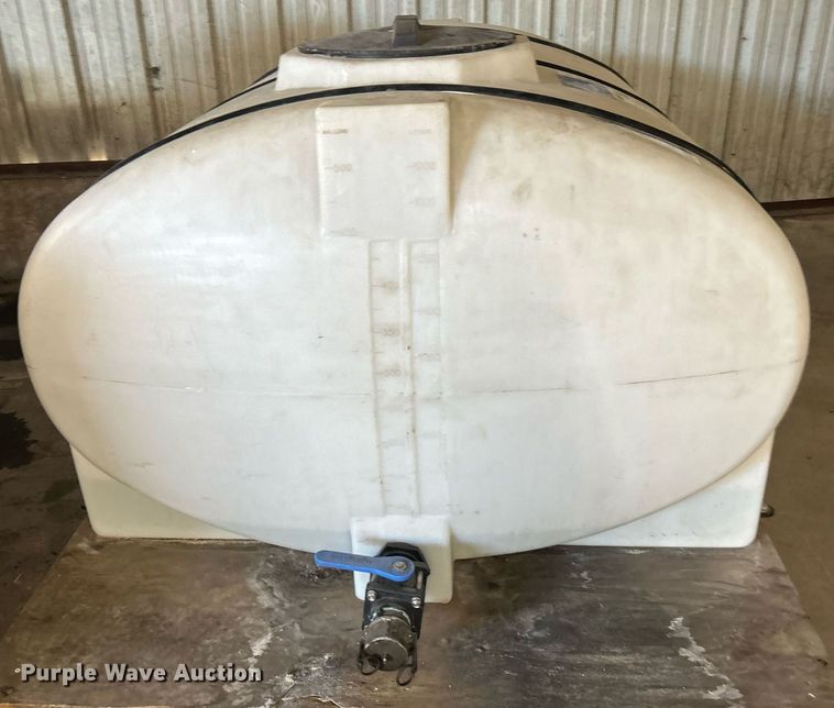 image for item DO7490 Poly tank