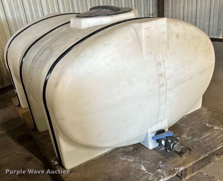 image for item DO7490 Poly tank