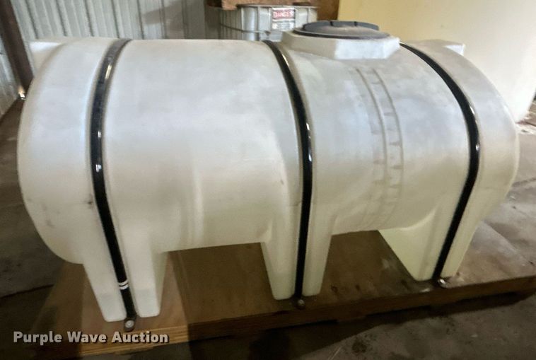 image for item DO7490 Poly tank