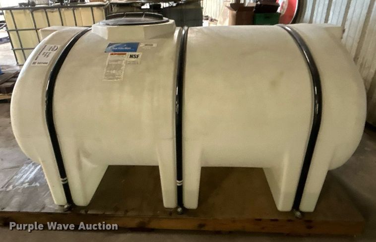 image for item DO7490 Poly tank