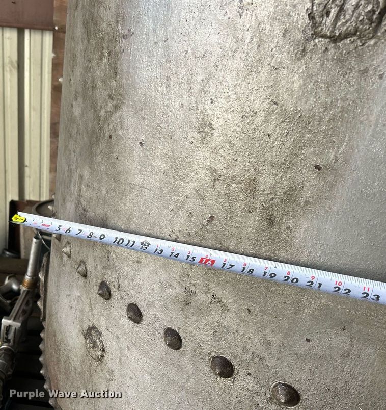 image for item DO7496 Tank