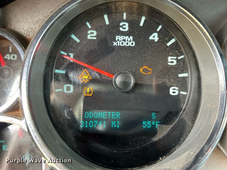 image for item DO7518 2011 Chevrolet  Silverado 1500 Crew Cab pickup truck