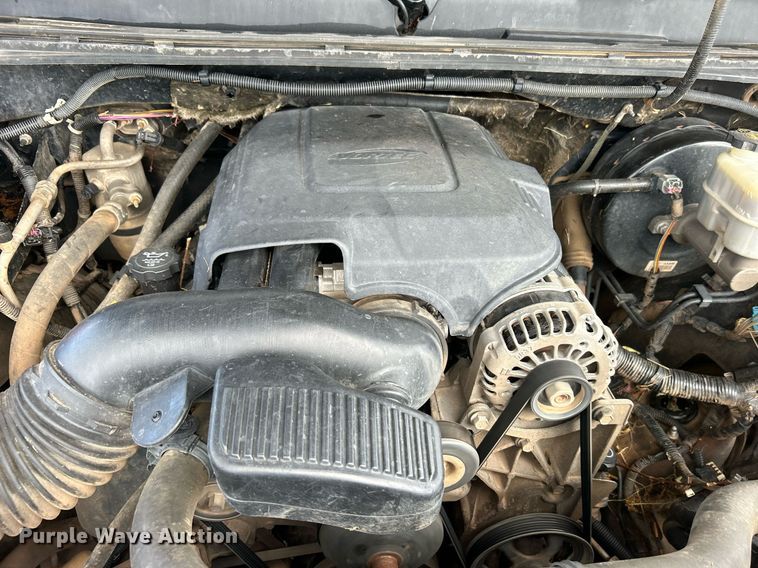 image for item DO7518 2011 Chevrolet  Silverado 1500 Crew Cab pickup truck