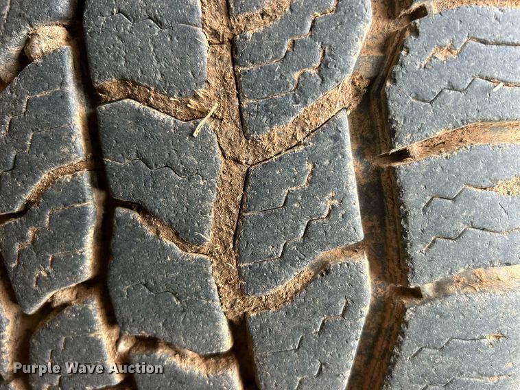 image for item DO7518 2011 Chevrolet  Silverado 1500 Crew Cab pickup truck