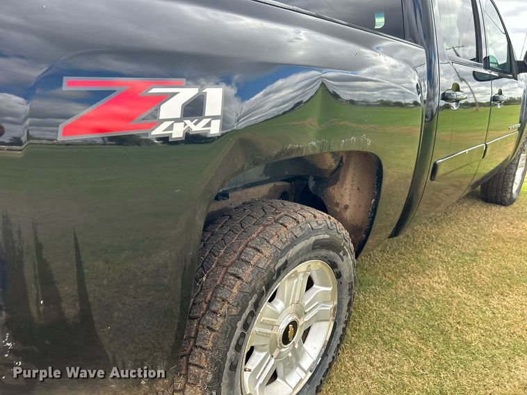 image for item DO7519 2008 Chevrolet  Silverado 1500 Crew Cab pickup truck