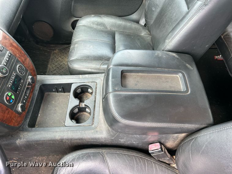 image for item DO7519 2008 Chevrolet  Silverado 1500 Crew Cab pickup truck