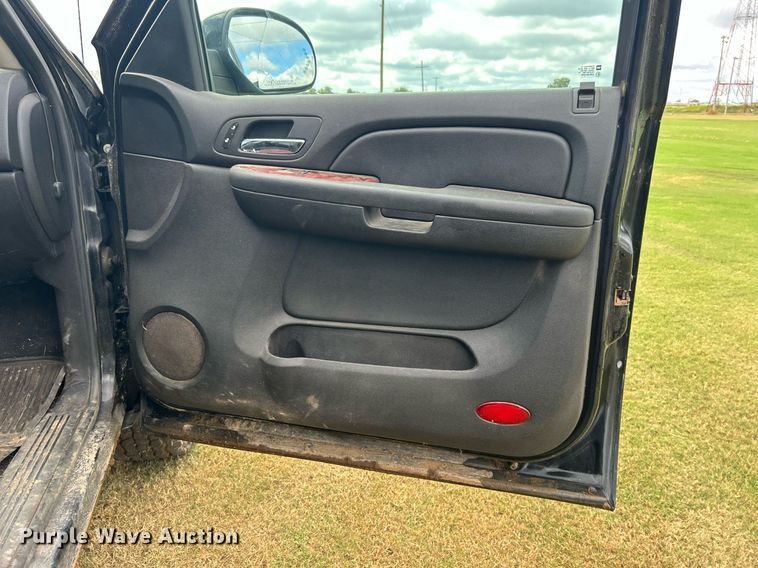 image for item DO7519 2008 Chevrolet  Silverado 1500 Crew Cab pickup truck