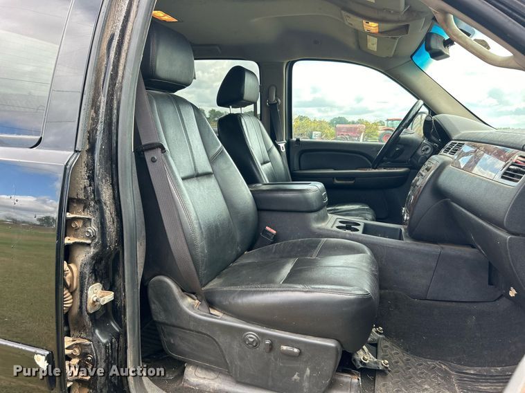 image for item DO7519 2008 Chevrolet  Silverado 1500 Crew Cab pickup truck