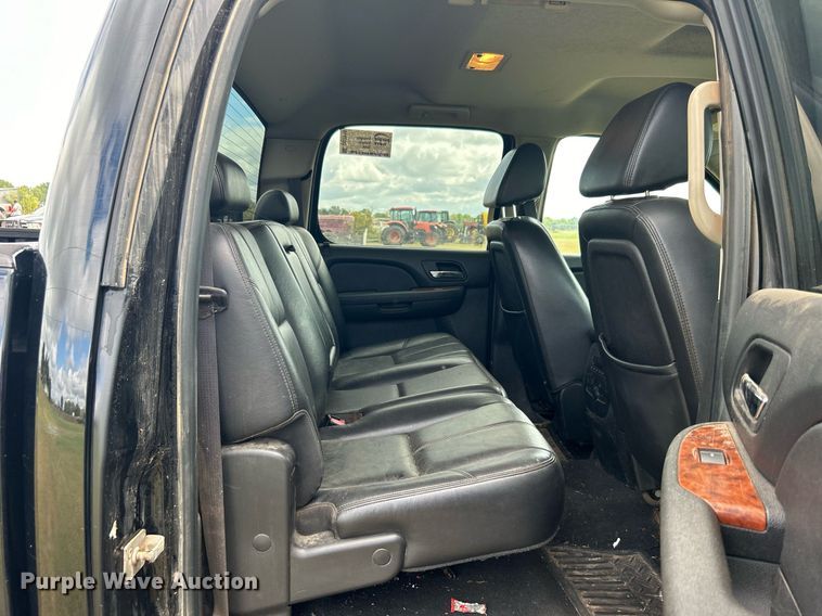 image for item DO7519 2008 Chevrolet  Silverado 1500 Crew Cab pickup truck