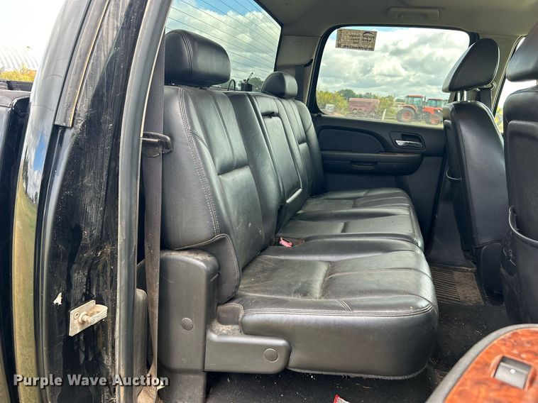 image for item DO7519 2008 Chevrolet  Silverado 1500 Crew Cab pickup truck