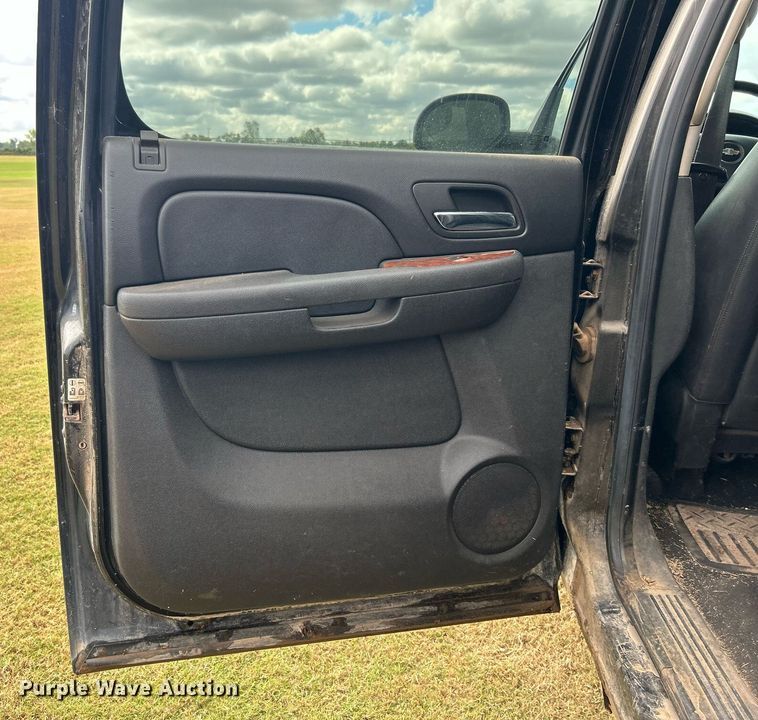 image for item DO7519 2008 Chevrolet  Silverado 1500 Crew Cab pickup truck