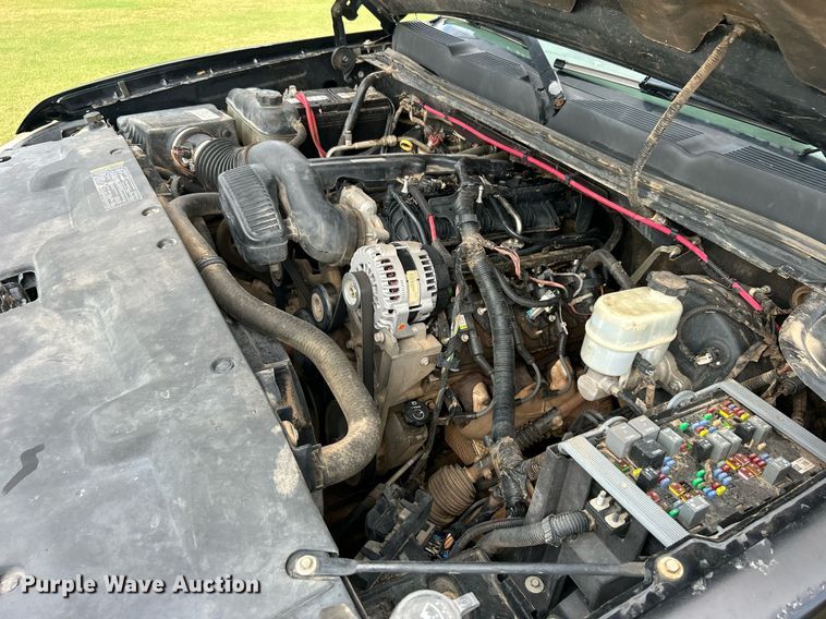 image for item DO7519 2008 Chevrolet  Silverado 1500 Crew Cab pickup truck