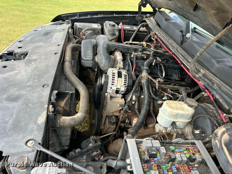 image for item DO7519 2008 Chevrolet  Silverado 1500 Crew Cab pickup truck