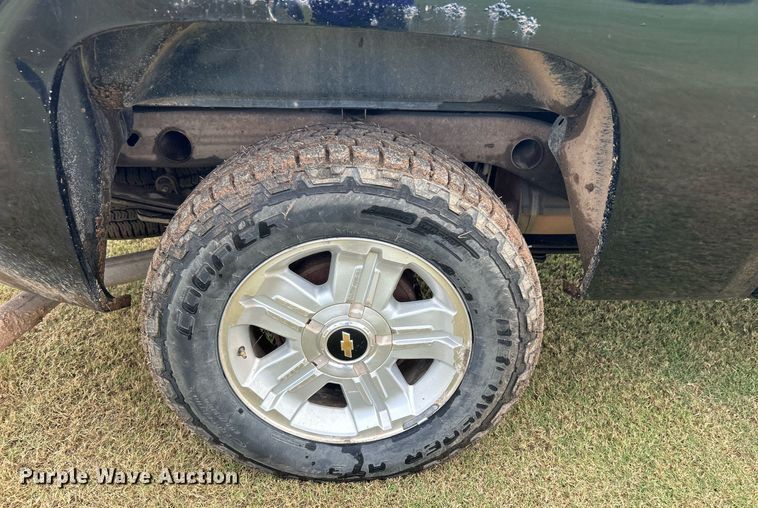 image for item DO7519 2008 Chevrolet  Silverado 1500 Crew Cab pickup truck