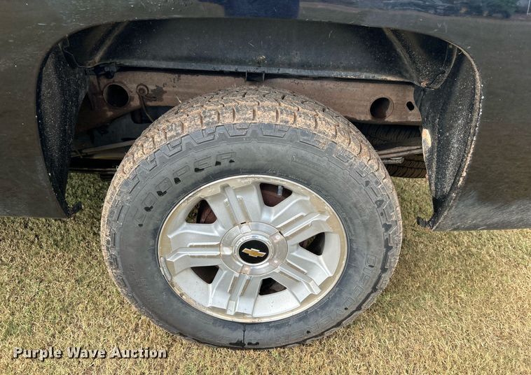 image for item DO7519 2008 Chevrolet  Silverado 1500 Crew Cab pickup truck