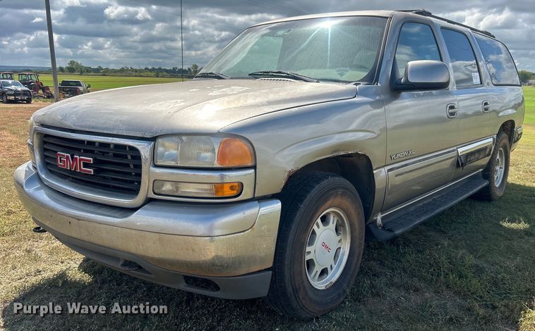 image for item DO7520 2001 GMC Yukon XL SUV