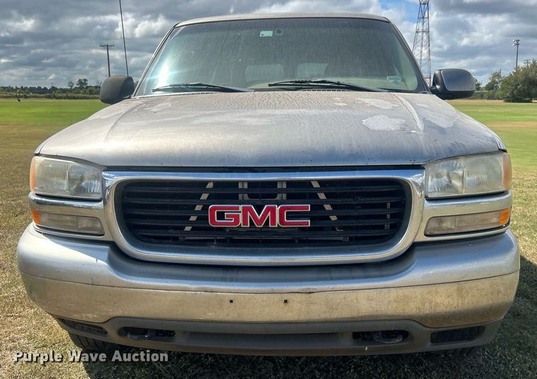image for item DO7520 2001 GMC Yukon XL SUV