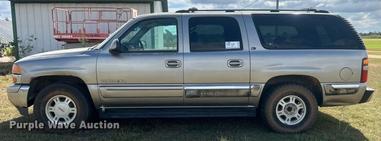 image for item DO7520 2001 GMC Yukon XL SUV