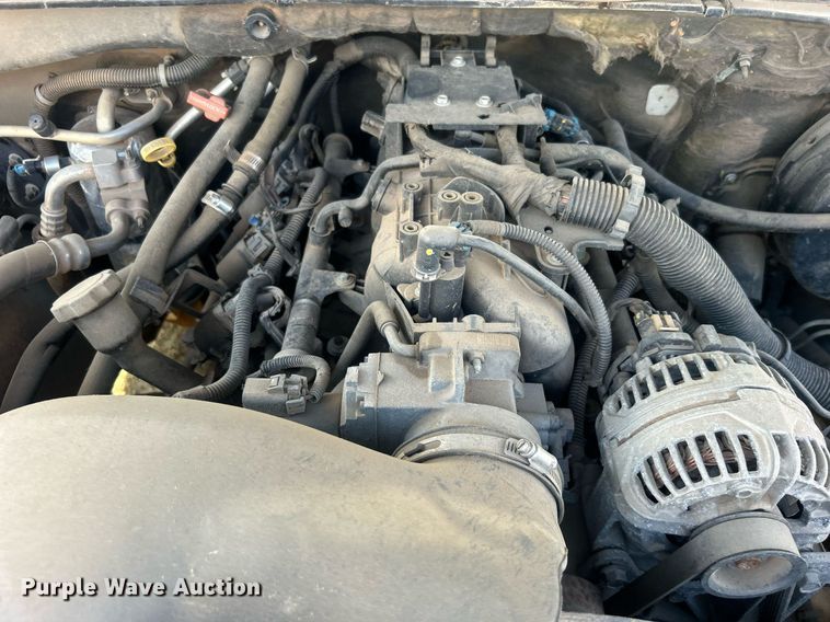 image for item DO7520 2001 GMC Yukon XL SUV