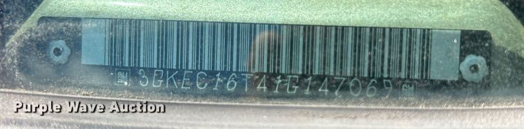 image for item DO7520 2001 GMC Yukon XL SUV