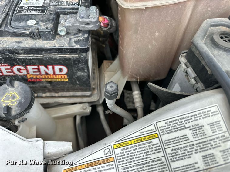 image for item DP3354 2001 Ford F250 Super Duty Crew Cab pickup truck