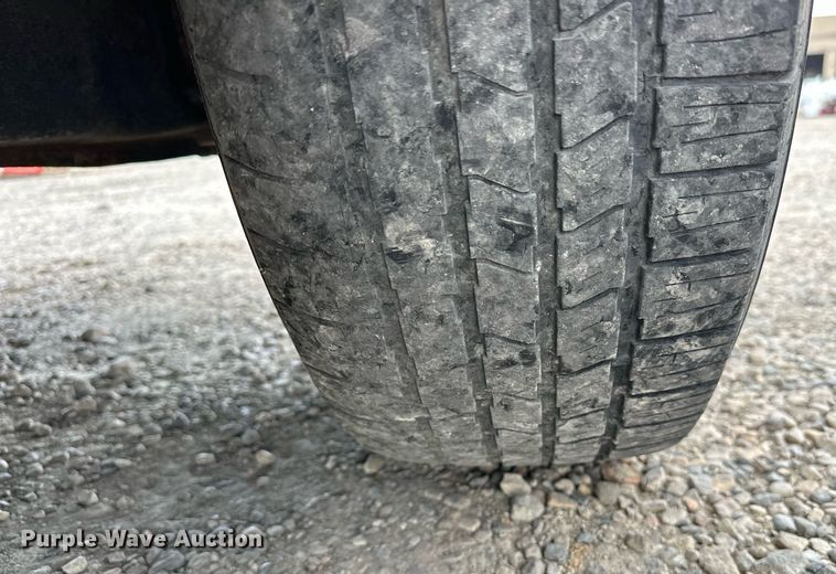 image for item DP3354 2001 Ford F250 Super Duty Crew Cab pickup truck