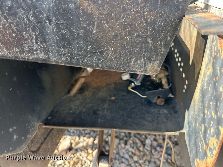 image for item DP3356 1994 GMC Topkick C5500 dump flatbed truck