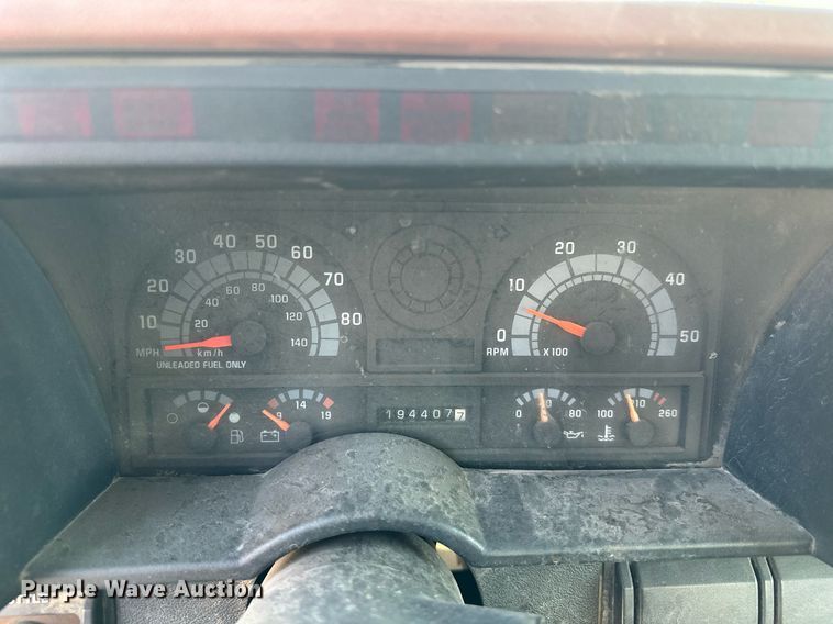 image for item DP3356 1994 GMC Topkick C5500 dump flatbed truck