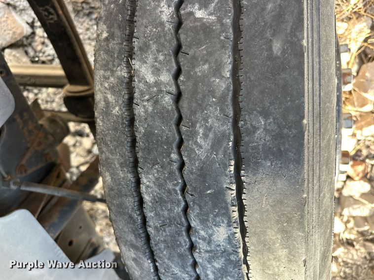 image for item DP3356 1994 GMC Topkick C5500 dump flatbed truck