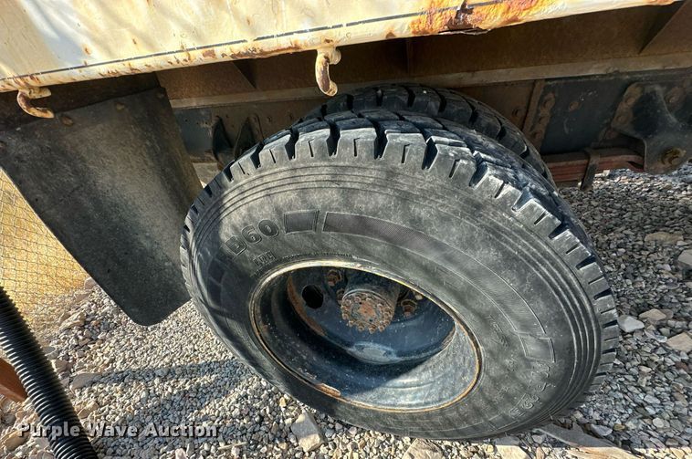 image for item DP3356 1994 GMC Topkick C5500 dump flatbed truck