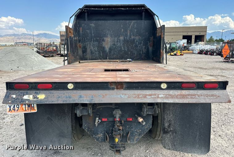 image for item DP3358 2000 Ford F650 Super Duty dump flatbed truck