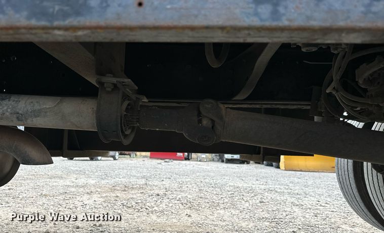 image for item DP3358 2000 Ford F650 Super Duty dump flatbed truck