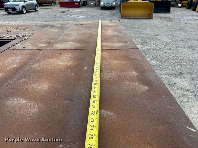 image for item DP3358 2000 Ford F650 Super Duty dump flatbed truck