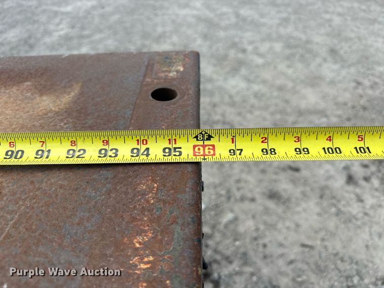 image for item DP3358 2000 Ford F650 Super Duty dump flatbed truck