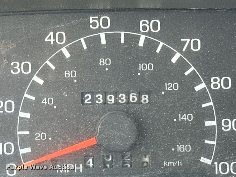 image for item DP3358 2000 Ford F650 Super Duty dump flatbed truck