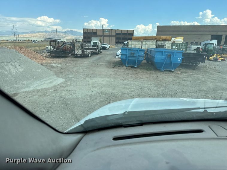 image for item DP3358 2000 Ford F650 Super Duty dump flatbed truck