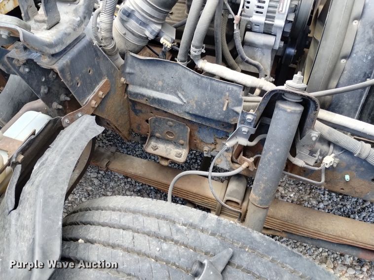 image for item DP3365 2003 Isuzu NPR flatbed truck