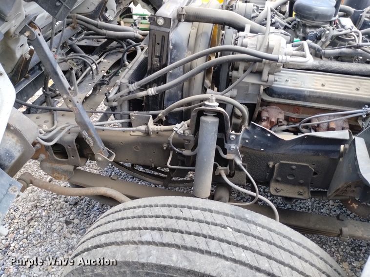 image for item DP3365 2003 Isuzu NPR flatbed truck