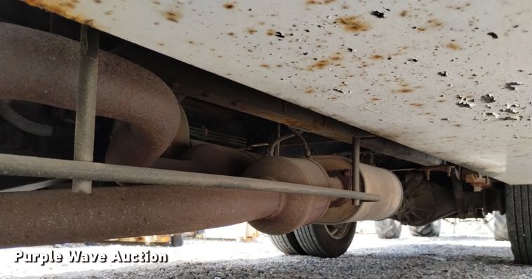 image for item DP3365 2003 Isuzu NPR flatbed truck