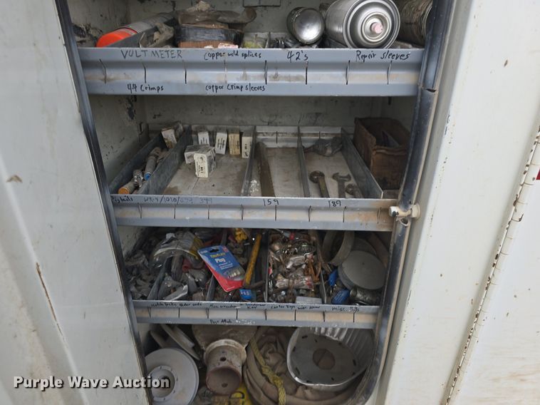 image for item DQ5152 2000 International 4800 digger derrick truck