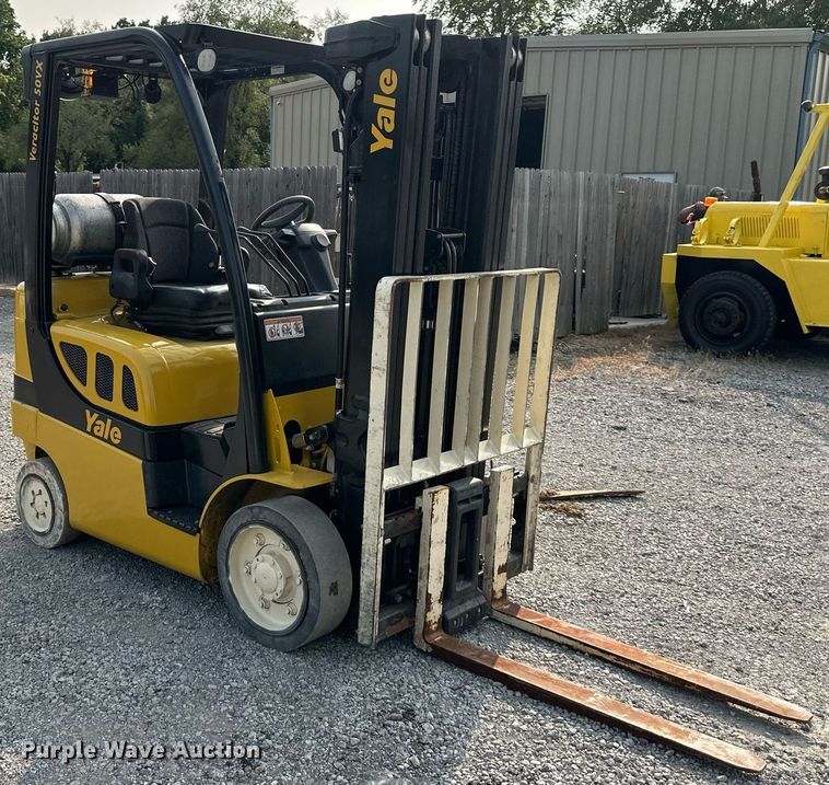 image for item DR2588 Yale GLC050VXNESE083 forklift